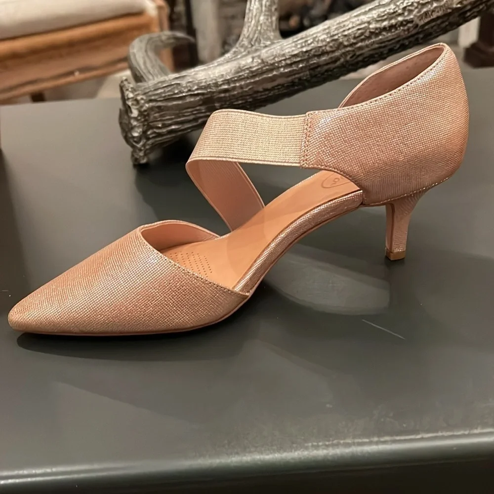 Corso Como CC-Denice Champagne Metallic Pumps Size 9.5